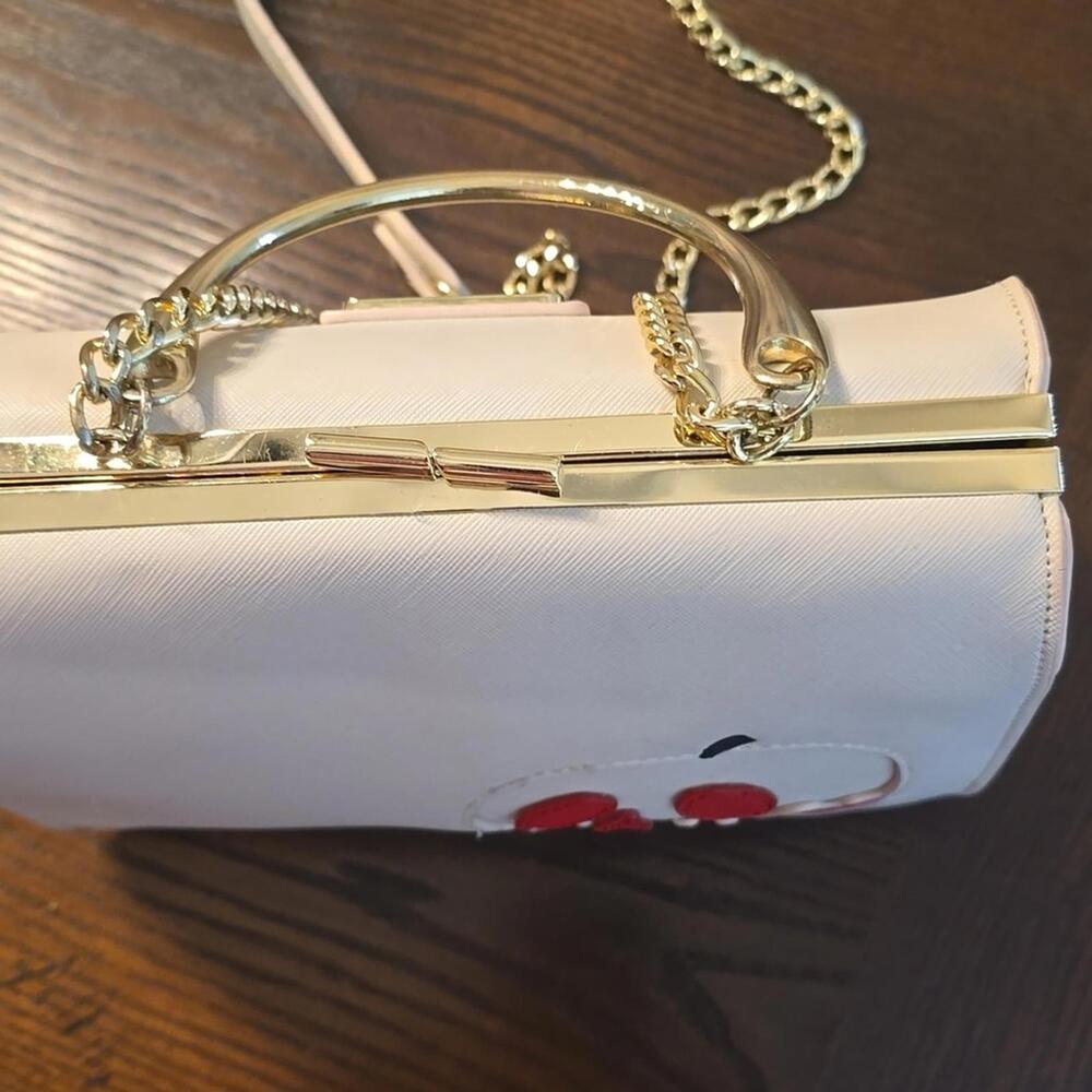 Loungefly X Disney Snow White Poison Apple Villains Handbag - Picture 6 of 10